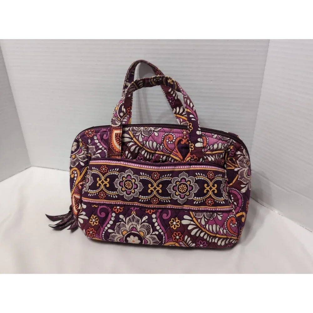 VERA BRADLEY Purple Paisley lined Floral Cosmetics Bag Lunch Bag and ID holder